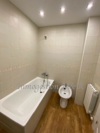 Santa Fe, 18320, 3 Habitaciones Habitaciones, 1 Habitación Habitaciones,2 BathroomsBathrooms,Pisos,En Alquiler,1090 Santa Fe, 18320, 3 Habitaciones Habitaciones, 1 Habitación Habitaciones,2 BathroomsBathrooms,Pisos,En Alquiler,1090