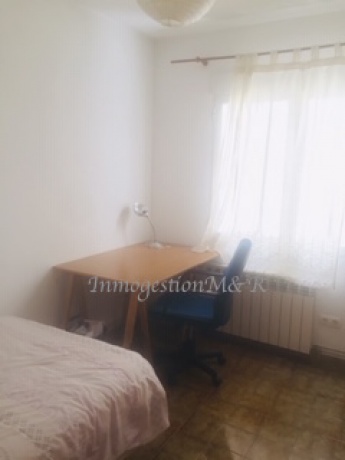 Centro, 18005, 3 Habitaciones Habitaciones, 5 Habitaciones Habitaciones,2 BathroomsBathrooms,Pisos,En Alquiler,1094 Centro, 18005, 3 Habitaciones Habitaciones, 5 Habitaciones Habitaciones,2 BathroomsBathrooms,Pisos,En Alquiler,1094
