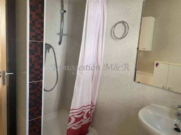 Realejo, 18009, 1 Dormitorio Habitaciones, 2 Habitaciones Habitaciones,1 BañoBathrooms,Pisos,En Alquiler,1096 Realejo, 18009, 1 Dormitorio Habitaciones, 2 Habitaciones Habitaciones,1 BañoBathrooms,Pisos,En Alquiler,1096