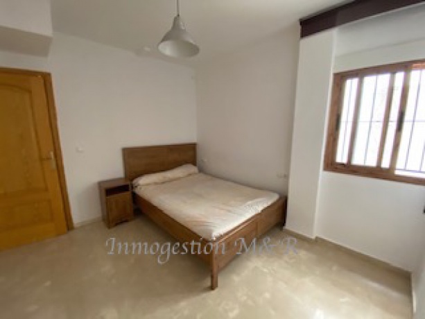 Centro, 18005, 2 Habitaciones Habitaciones, ,1 BañoBathrooms,Pisos,En Alquiler,1102