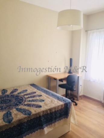 Centro, 18009, 2 Habitaciones Habitaciones, ,1 BañoBathrooms,Pisos,En Alquiler,1027 Centro, 18009, 2 Habitaciones Habitaciones, ,1 BañoBathrooms,Pisos,En Alquiler,1027