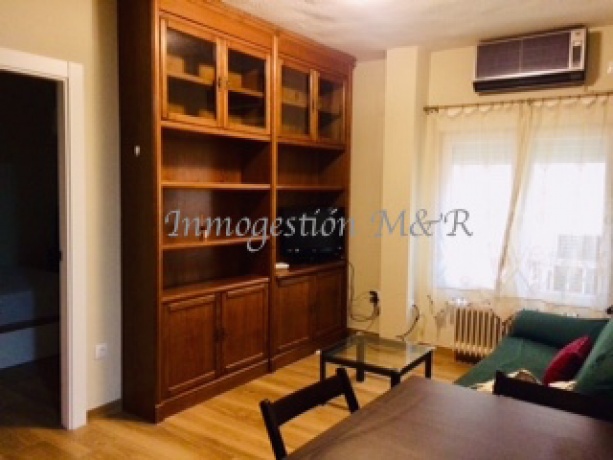 Centro, 18009, 2 Habitaciones Habitaciones, ,1 BañoBathrooms,Pisos,En Alquiler,1027 Centro, 18009, 2 Habitaciones Habitaciones, ,1 BañoBathrooms,Pisos,En Alquiler,1027