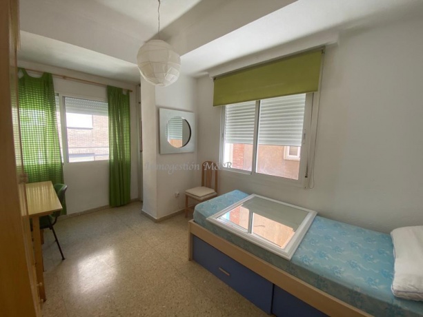 Gran Capitán, 18002, 3 Habitaciones Habitaciones, 2 Habitaciones Habitaciones,1 BañoBathrooms,Pisos,En Alquiler,1057 Gran Capitán, 18002, 3 Habitaciones Habitaciones, 2 Habitaciones Habitaciones,1 BañoBathrooms,Pisos,En Alquiler,1057