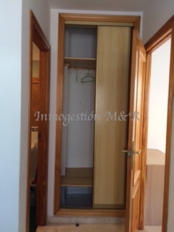 Realejo -Centro, 18009, 1 Dormitorio Habitaciones, 3 Habitaciones Habitaciones,1 BañoBathrooms,Pisos,En Alquiler,1068